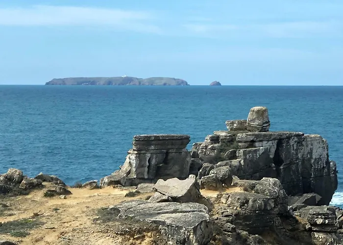 Zeca Holidays-atalaia Water Fall