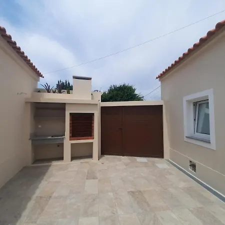 Zeca Holidays-atalaia Water Fall Holiday home *