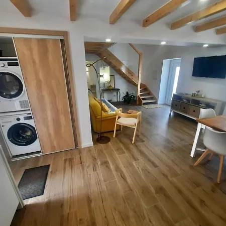 Zeca Holidays-atalaia Water Fall * Lourinha (Lisbon)