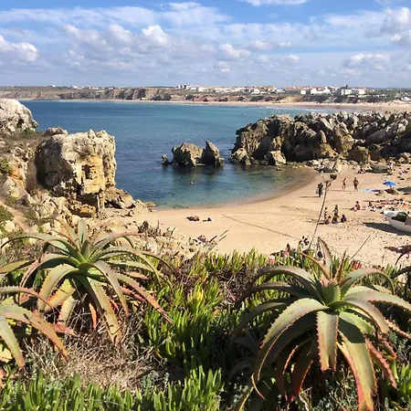 Дом отдыха Zeca Holidays-atalaia Water Fall Лориньян