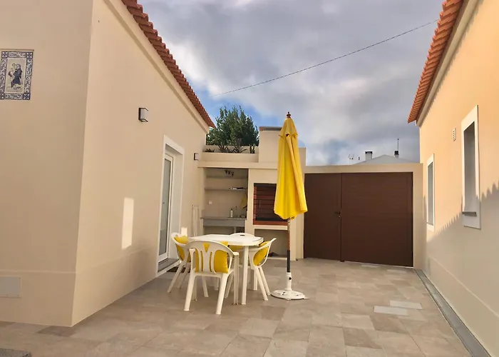 Casa vacanze Zeca Holidays-atalaia Water Fall Lourinhã